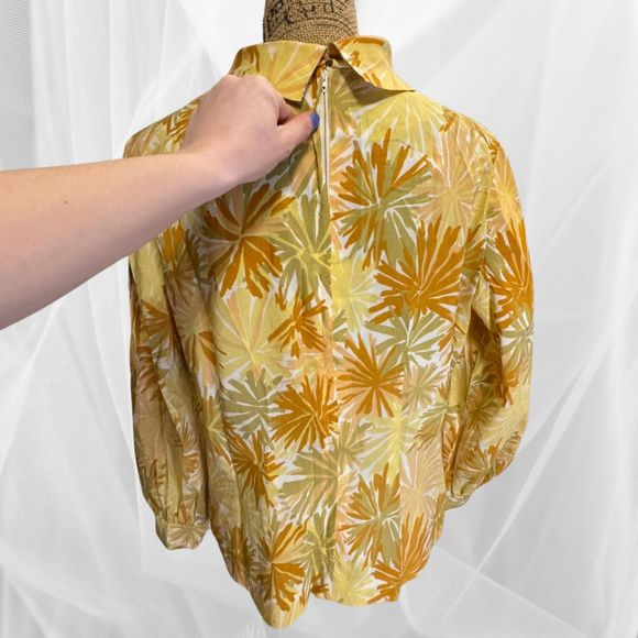 70s Retro/Vintage Floral Blouse - M/L - Yellow and Orange - Picture 5 of 9